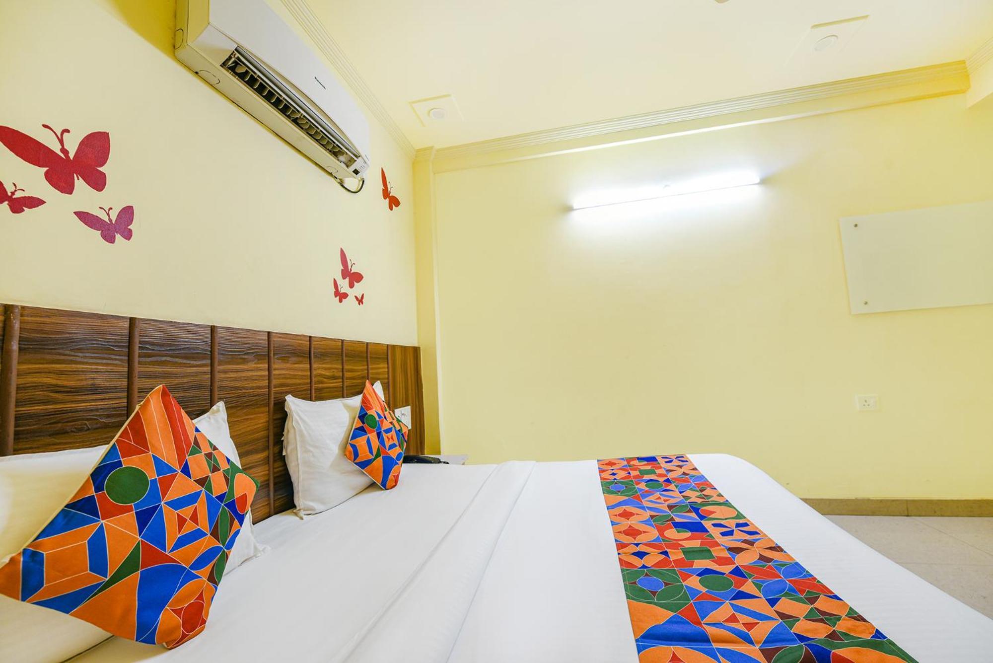 Fabhotel Ishtara Auberge - Nr Yashobhoomi Convention Centre New Delhi Eksteriør billede